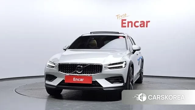 Volvo V60 Cross-Country 2nd Generation id 3535339 из Кореи 13