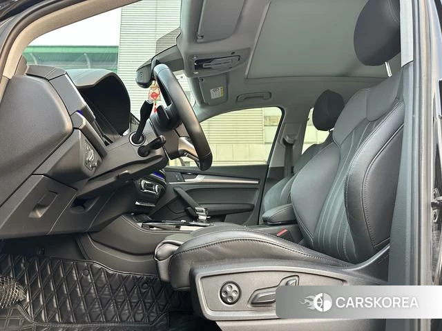 Audi Q5L id 4313937 из Китая 12