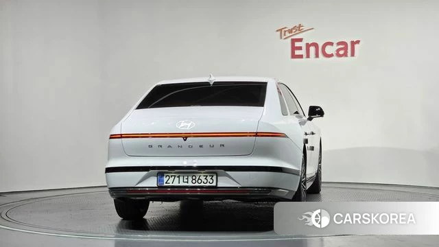 Hyundai Grandeur Hybrid (GN7) id 4394450 из Кореи 23