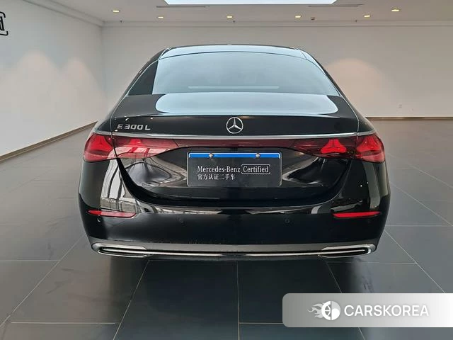 Mercedes-Benz E-class id 4264959 из Китая 13