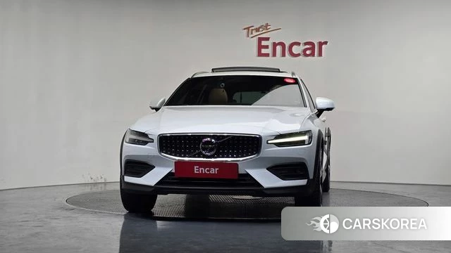 Volvo V60 Cross-Country 2nd Generation id 3955392 из Кореи 13