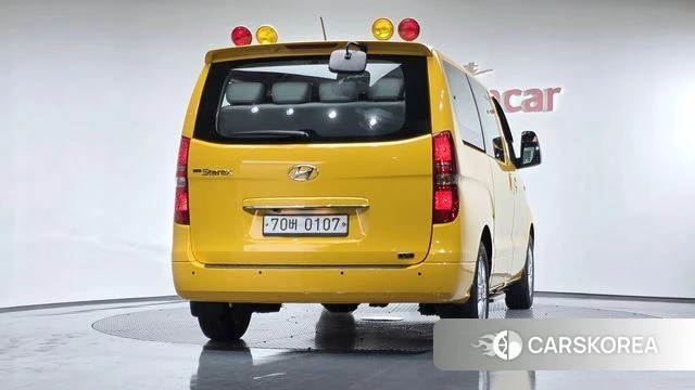 Hyundai The New Grand Starex id 4459518 из Кореи 23