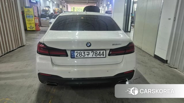 BMW 5 Series (G30) 2020 Белый из Кореи, фото 3