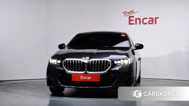 BMW 5 Series (G60) id 3487051 из Кореи 13