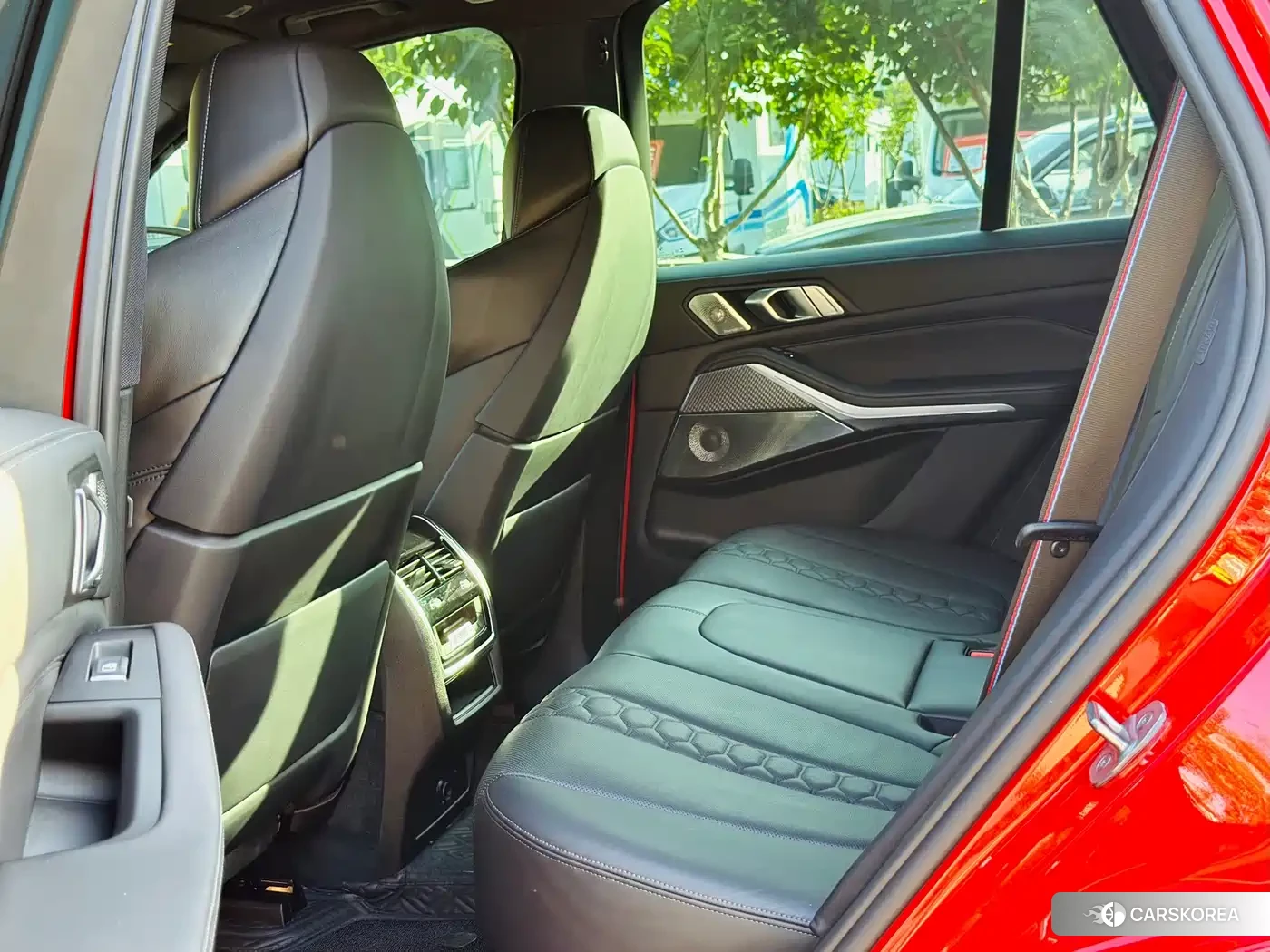 BMW X5 M id 4628292 из Китая 7