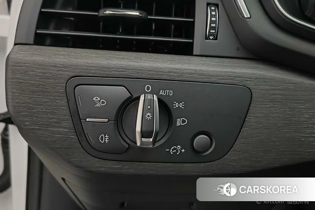 Audi A4L id 4334867 из Китая 17