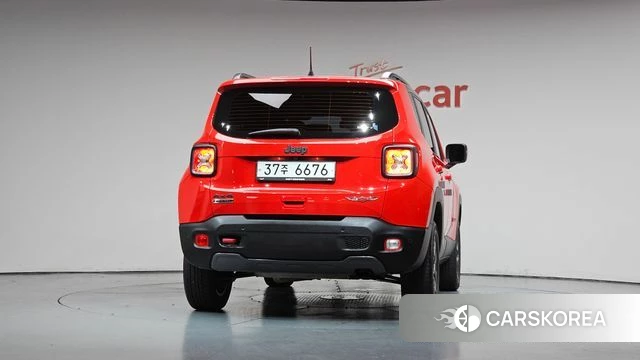 Jeep Renegade id 4770724 из Кореи 23