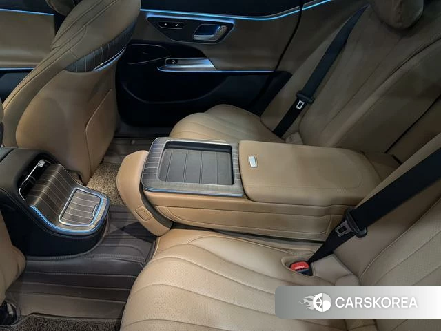 Mercedes-Benz E-class id 4256502 из Китая 16