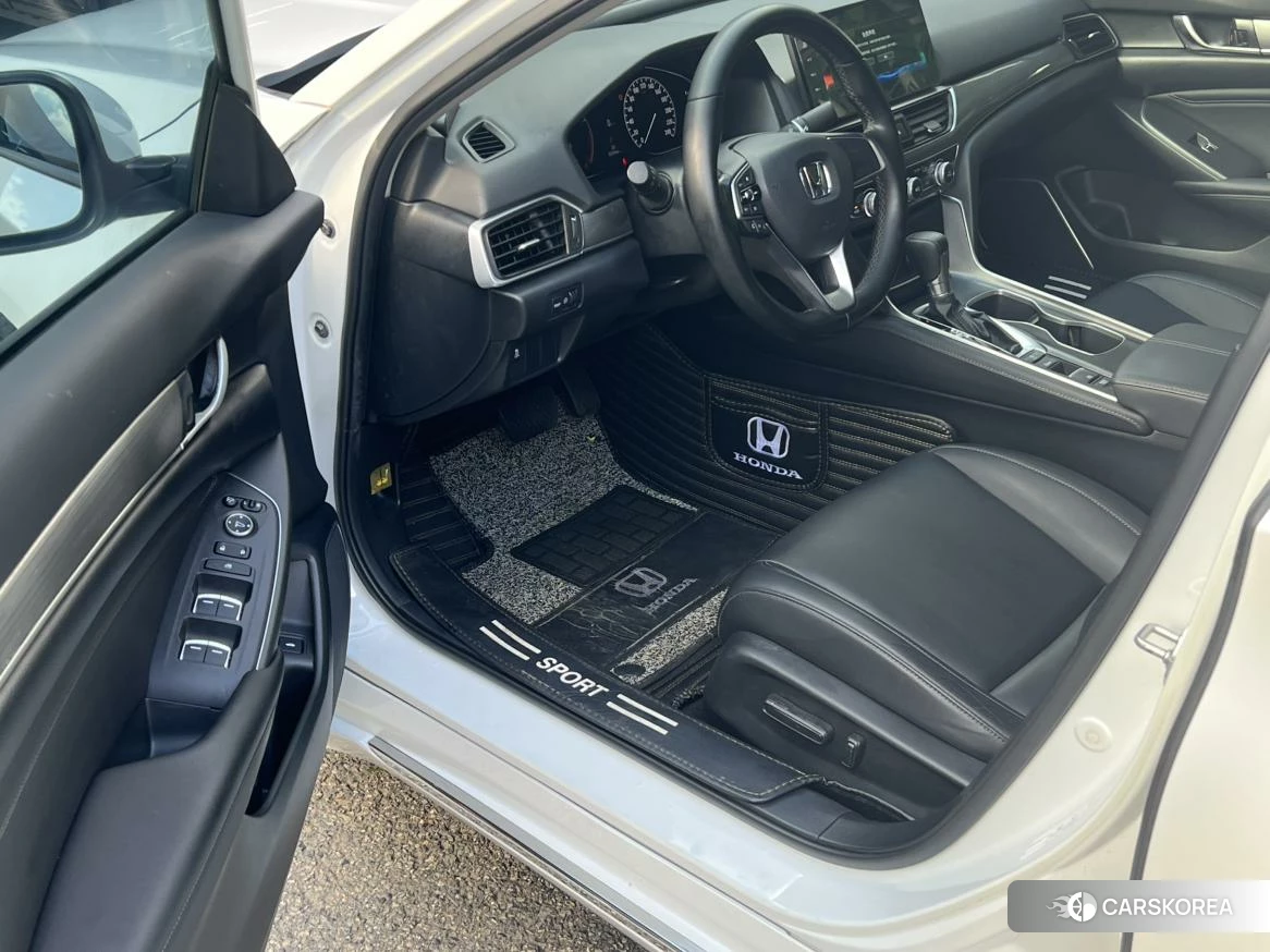 Honda Accord 2021 Белый из Китая, фото 5
