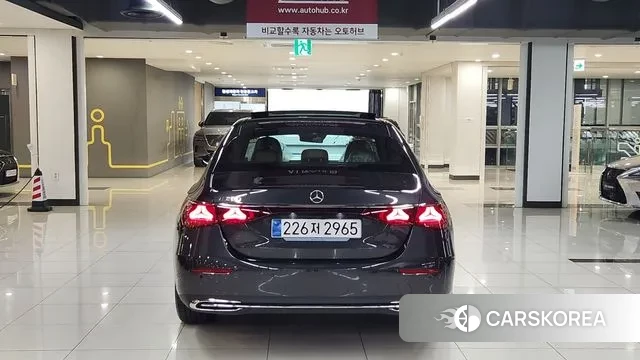 Mercedes-Benz E-Class W214 id 3236499 из Кореи 13