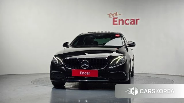Mercedes-Benz E-Class W213 id 4317583 из Кореи 23