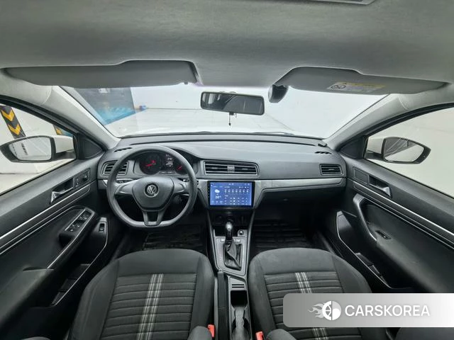 Volkswagen Lavida 2021 Белый из Китая, фото 3