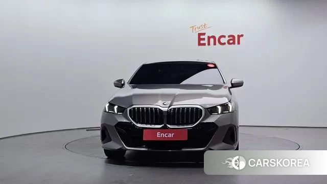 BMW 5 Series (G60) id 3410155 из Кореи 13