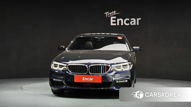 BMW 5 Series (G30) id 4269472 из Кореи 23