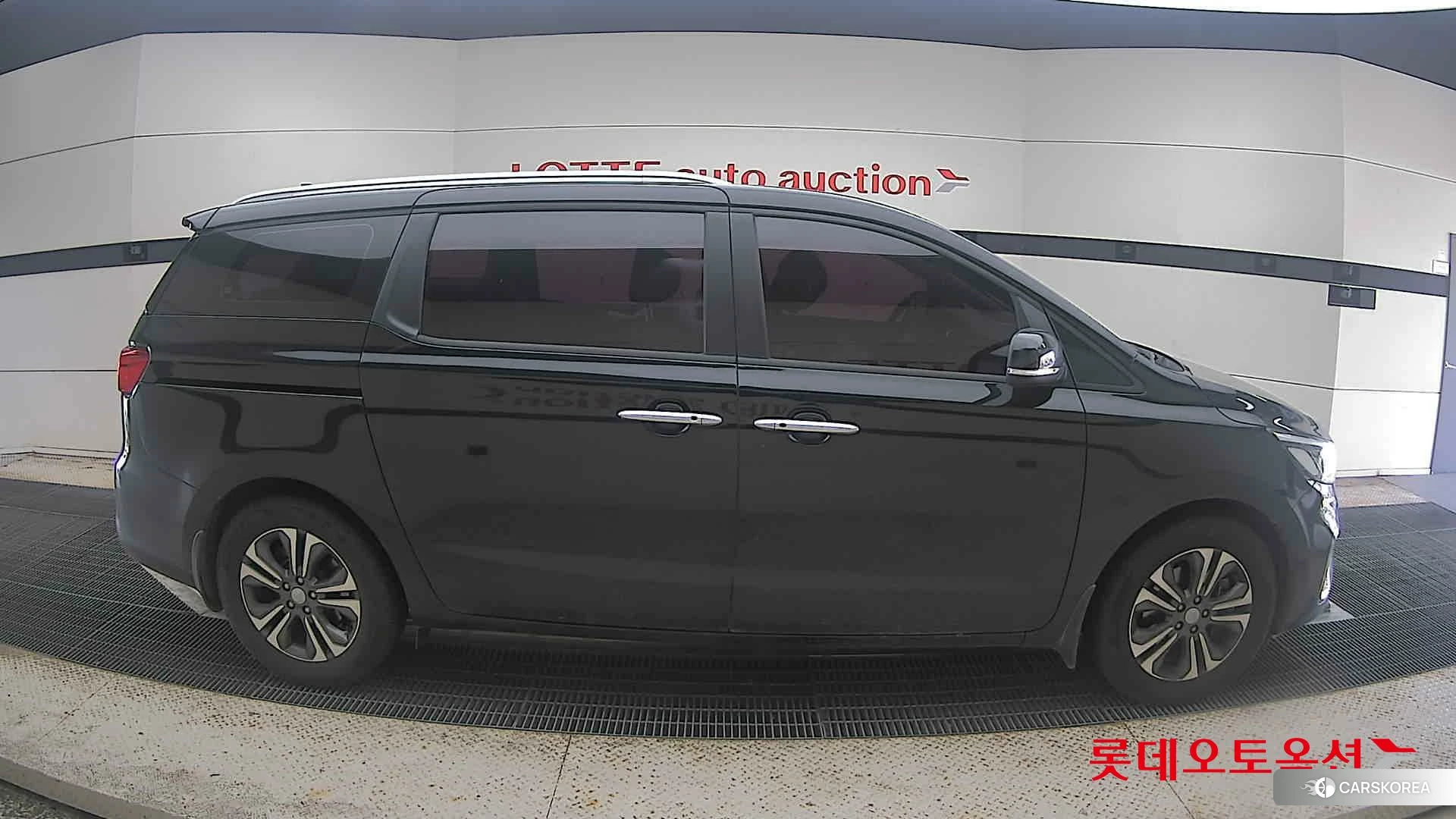 Kia Carnival id 4664326 из Кореи 23