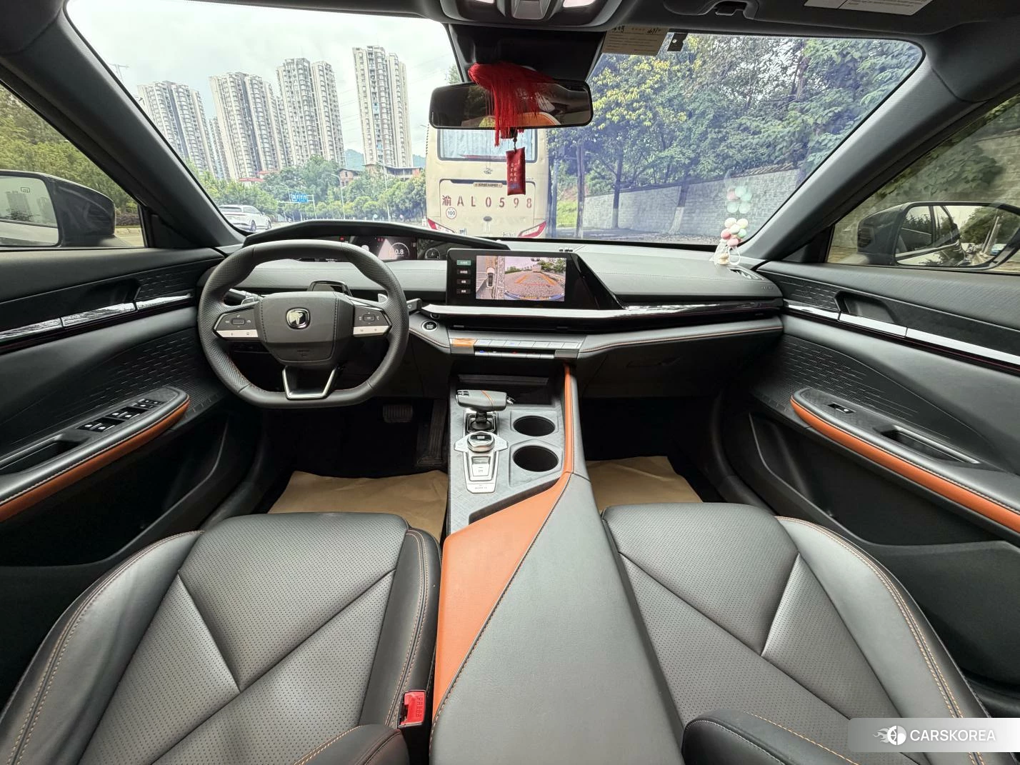 Chang'an UNI-V 2023 Темно-серый из Китая, фото 3