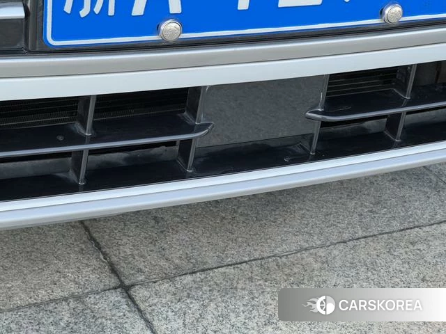 Audi Q2L id 4272697 из Китая 11