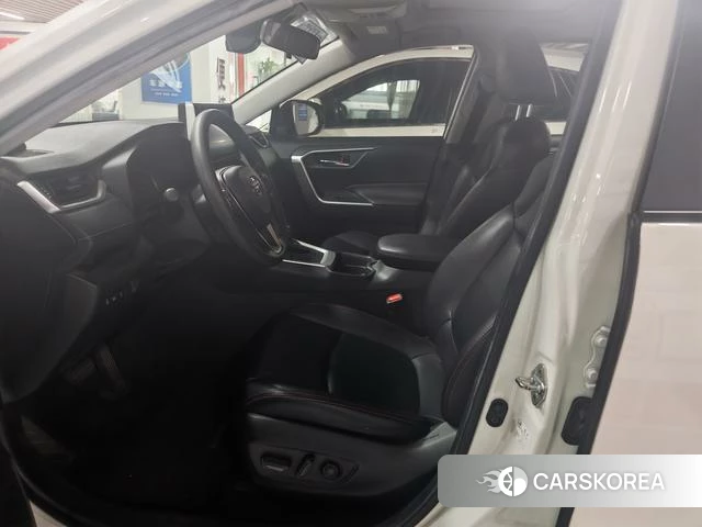Toyota RAV4 Rongfang 2021 Белый из Китая, фото 3