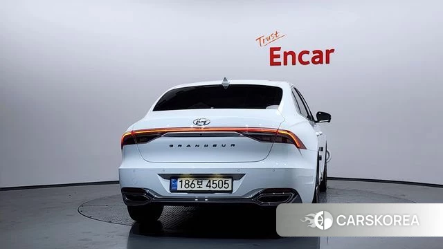 Hyundai The New Grandeur IG id 3799335 из Кореи 13