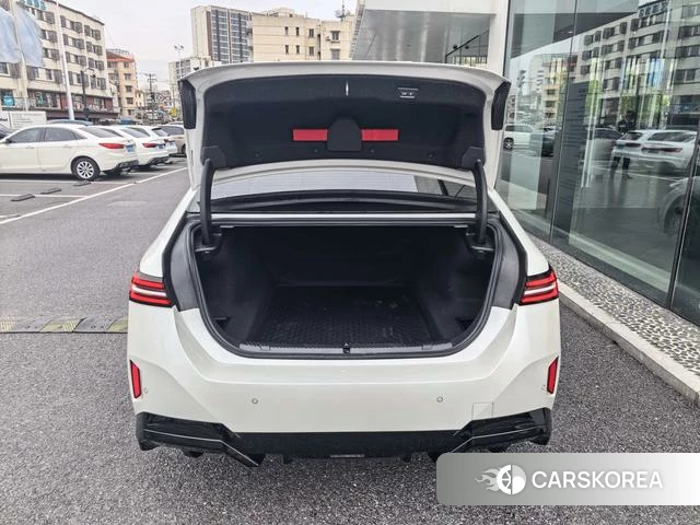 BMW 5 series id 4300971 из Китая 7