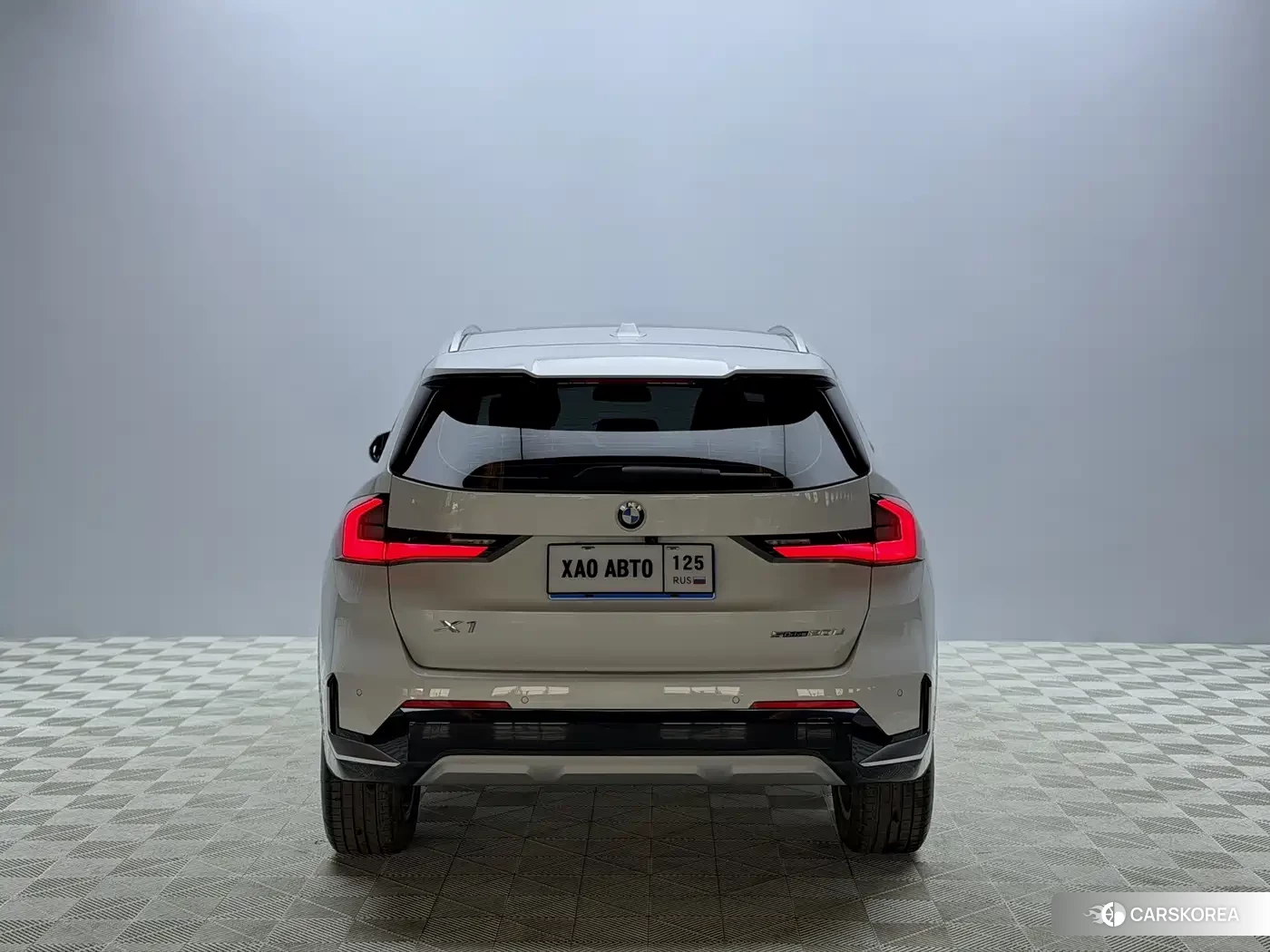 BMW X1 id 4644465 из Китая 15