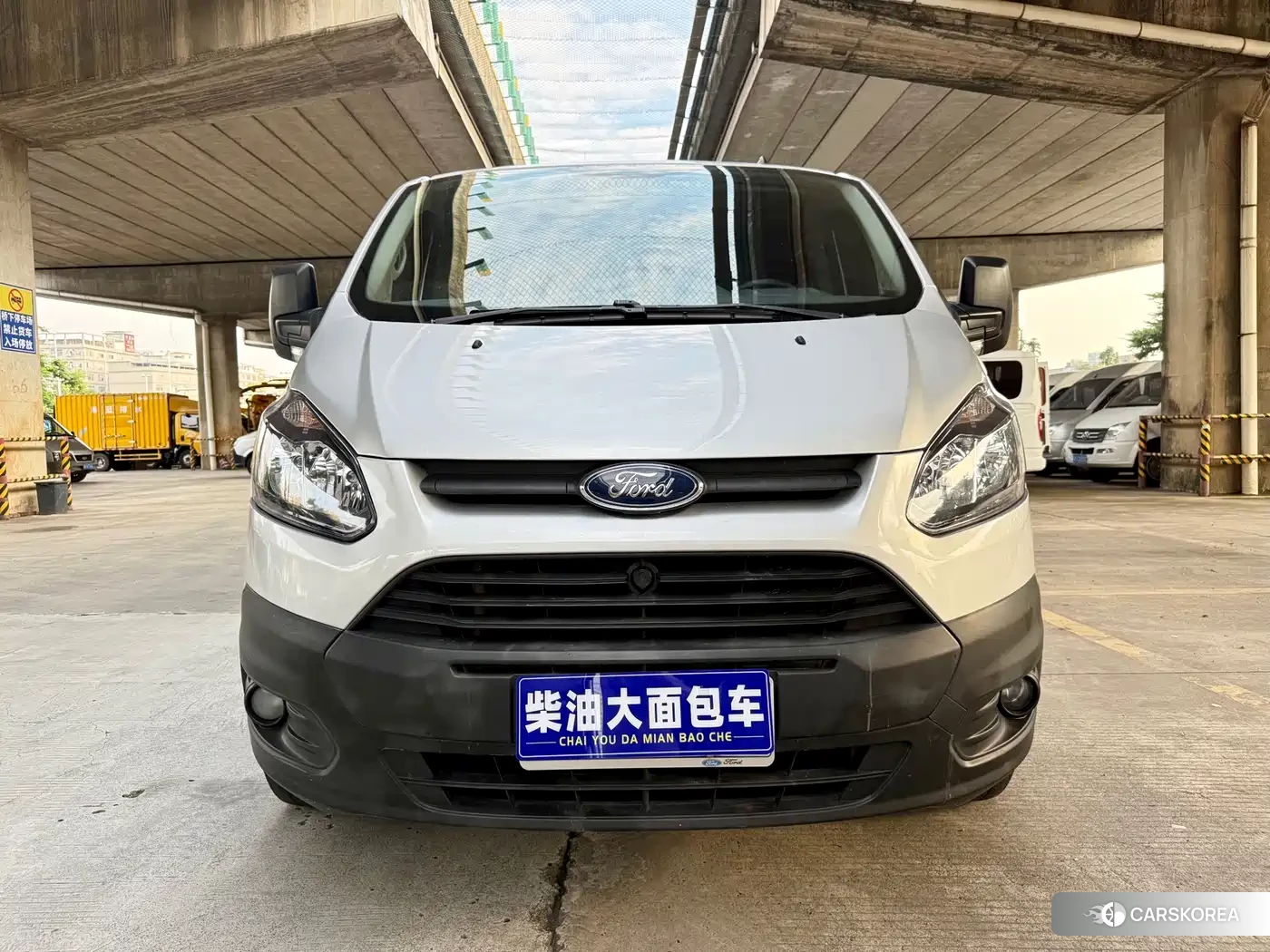 Ford Transit id 4680815 из Китая 17