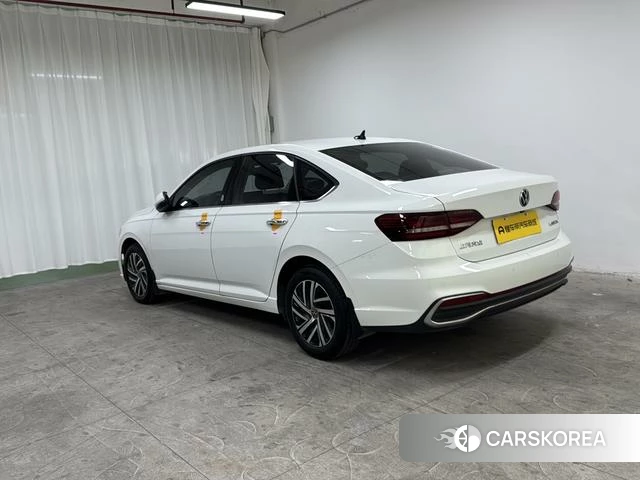 Volkswagen Lavida id 4261950 из Китая 13