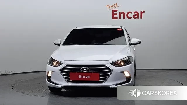 Hyundai Avante AD id 2981955 из Кореи 13