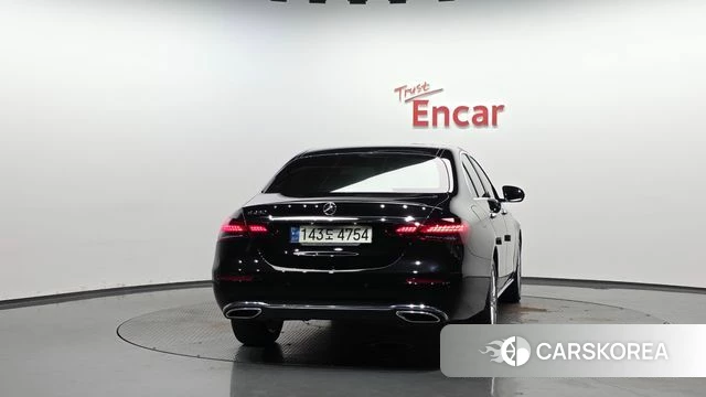 Mercedes-Benz E-Class W213 id 4632157 из Кореи 23