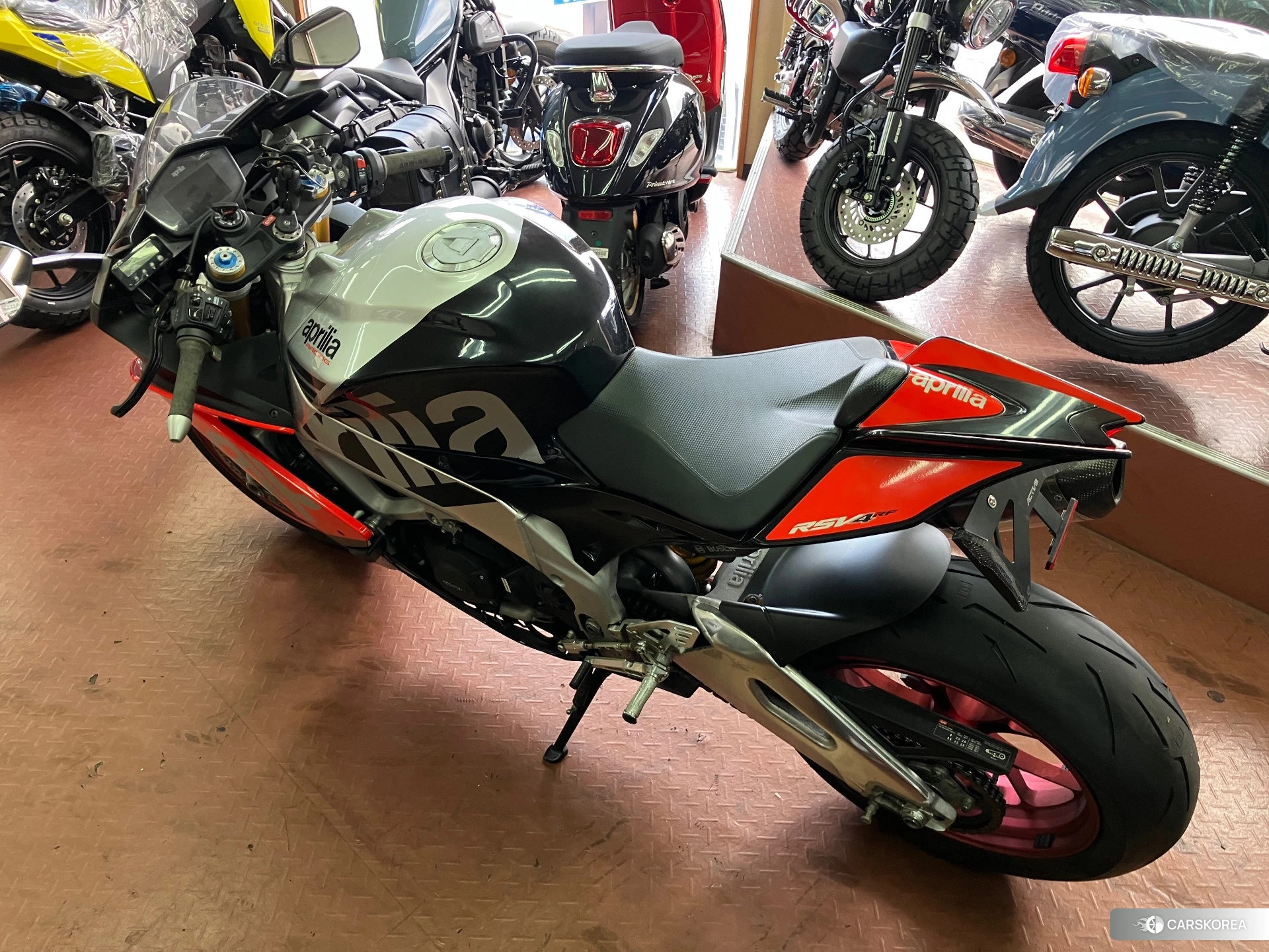 Aprilia RSV4 FACTORY 2018 из Японии