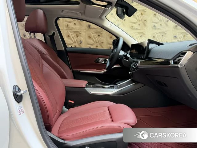 BMW i3 2024 Белый из Китая, фото 4