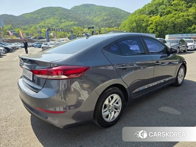 Hyundai Avante AD id 2991374 из Кореи 11