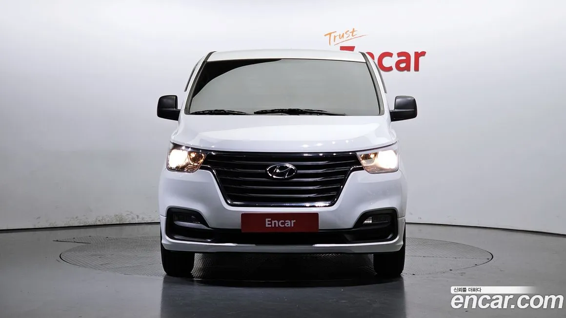 Hyundai The New Grand Starex id 845048 из Кореи 13