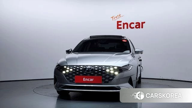 Hyundai The New Grandeur IG Hybrid id 4338379 из Кореи 23