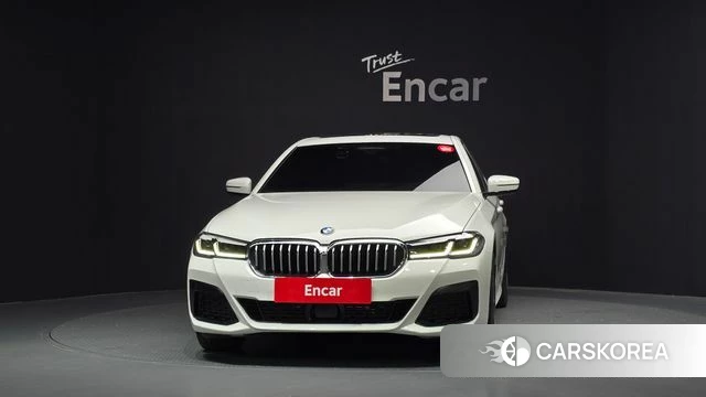 BMW 5 Series (G30) id 4687985 из Кореи 23