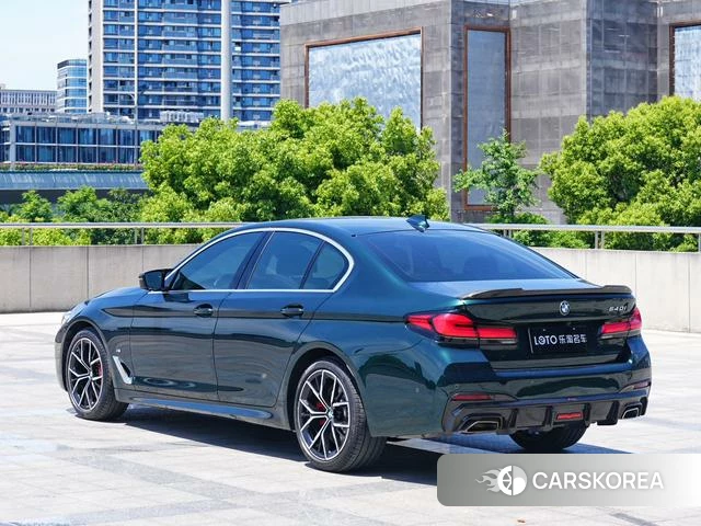 BMW 5 series (imported) 2023 Зеленый из Китая, фото 6