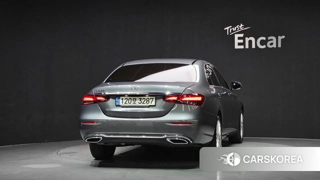 Mercedes-Benz E-Class W213 id 4613733 из Кореи 23