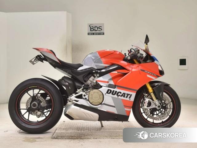 Ducati PANIGALE V4 S 2019 из Японии, фото 2