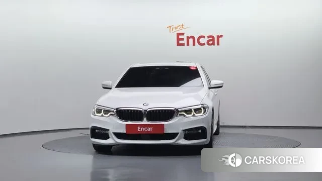 BMW 5 Series (G30) id 3013925 из Кореи 13