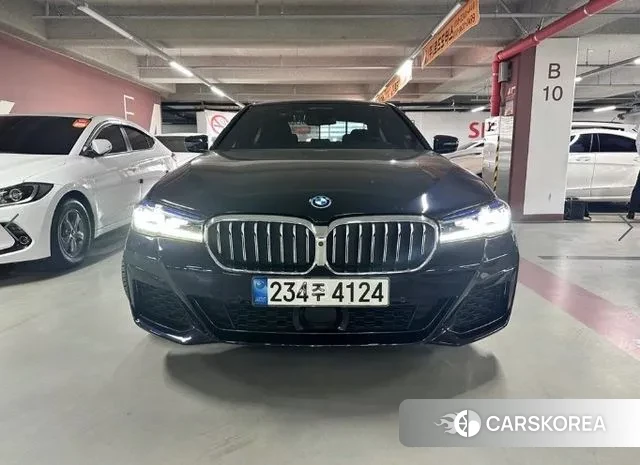 BMW 5 Series (G30) id 3453637 из Кореи 13