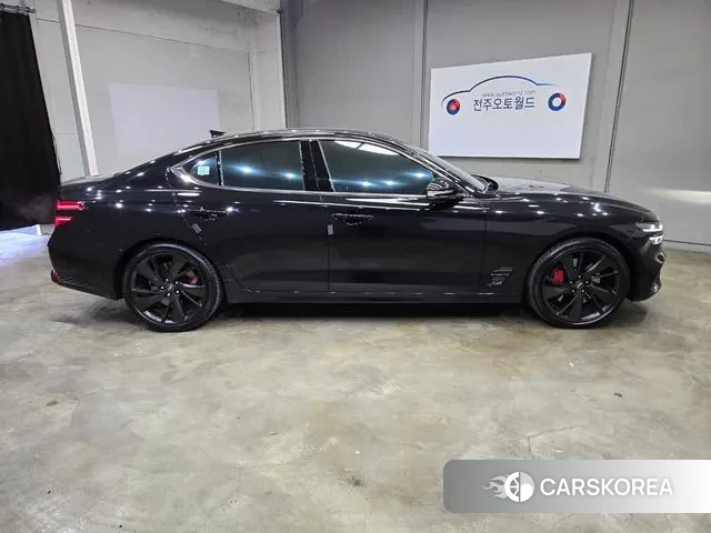 Genesis The New G70 id 3043597 из Кореи 13