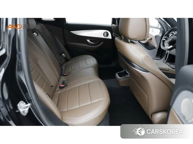 Mercedes-Benz E-class 2022 Черный из Китая, фото 3