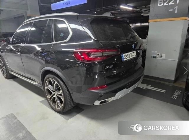 BMW X5 (G05) 2023 Черный из Кореи, фото 3