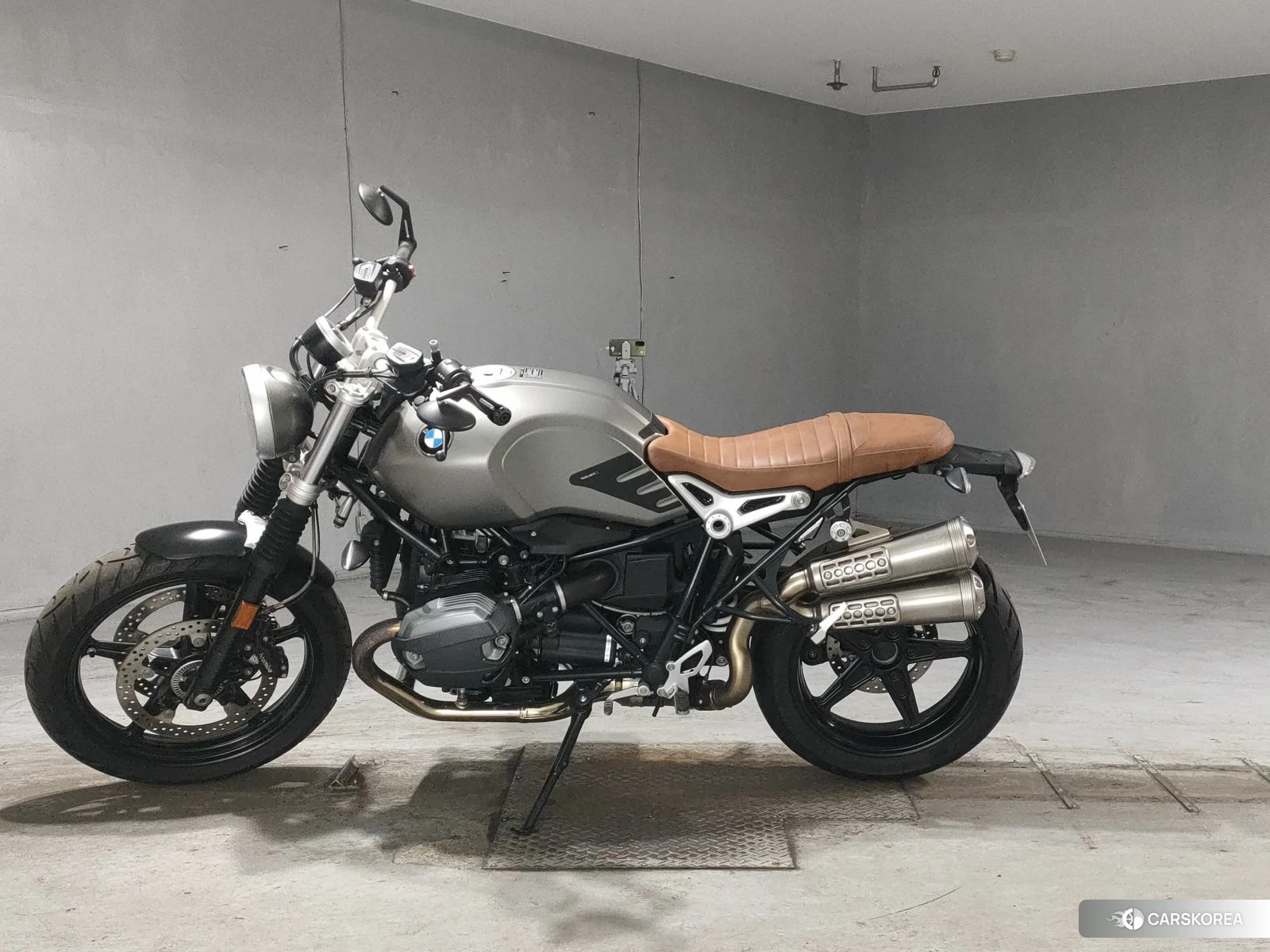 Проданный BMW R NINE T SCRAMBLER 2017 из Японии, фото 3