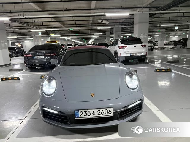 Porsche 911(992) 2024 Серебристо-серый из Кореи, фото 3
