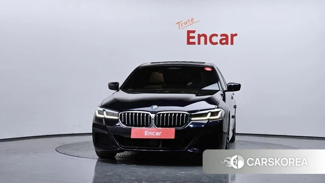 BMW 5 Series (G30) id 3897301 из Кореи 13