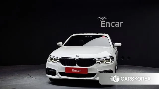 BMW 5 Series (G30) id 3677130 из Кореи 13