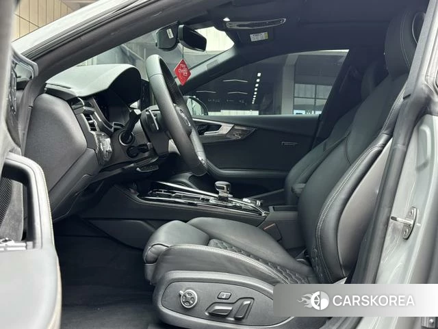 Audi RS 5 id 4321116 из Китая 8