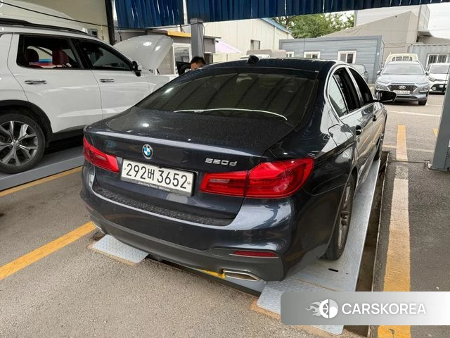 BMW 5 Series (G30) id 4482859 из Кореи 7