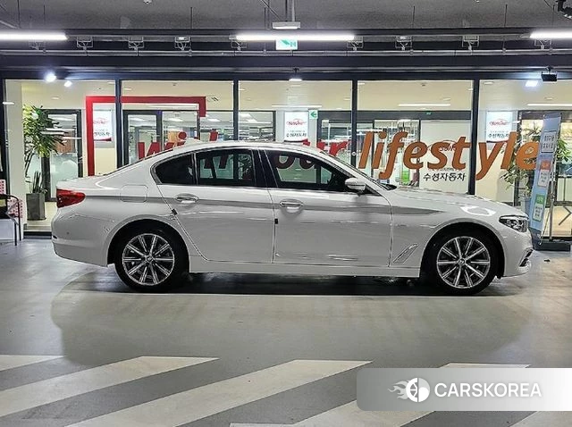 BMW 5 Series (G30) id 4667658 из Кореи 13